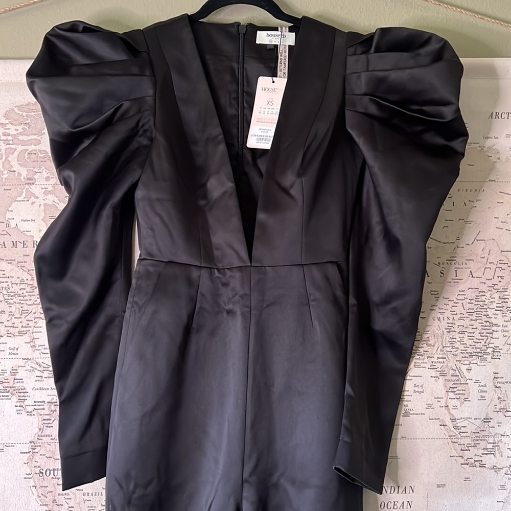 House of CB ‘Escalia’ Black Stretch Satin Jumpsuit NWOT - Picture 7 of 9